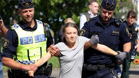 what did greta thunberg get arrested for