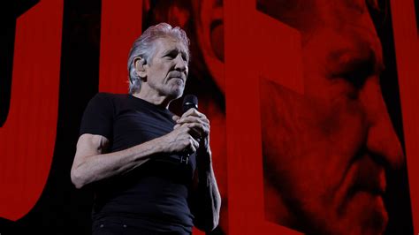 what did roger waters say about ukraine