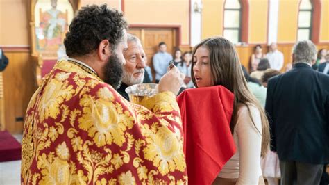 what do greek orthodox believe about communion