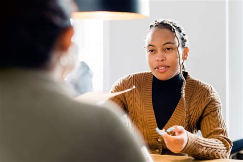 what does a compliance specialist do