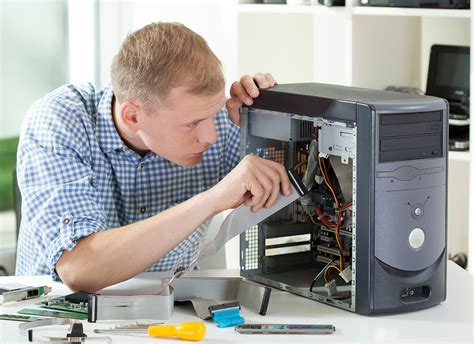 What Does A Computer Service Technician Do