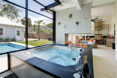 What Does A Jacuzzi Look Like