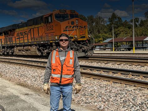 What Does A Train Conductor Do Bnsf