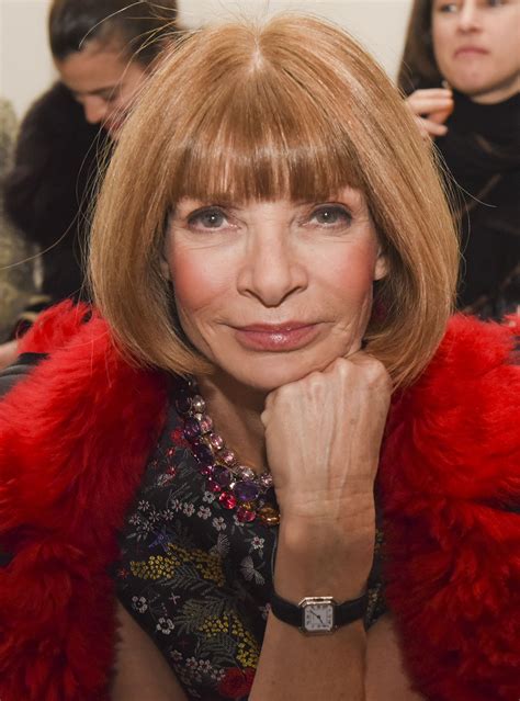 what does anna wintour do