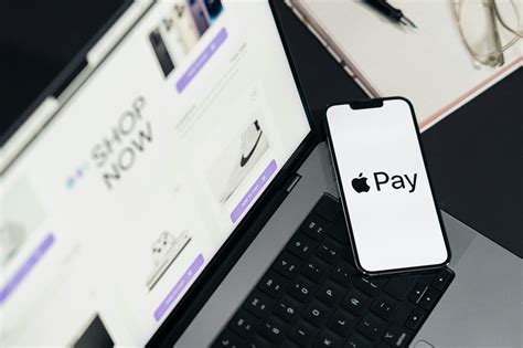 What Does Apple Pay Employees