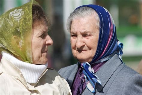 what does babushka means