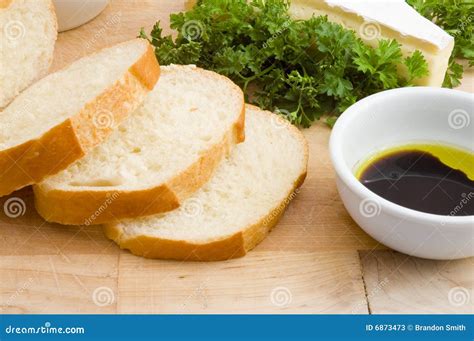 What Does Bread And Vinegar Do