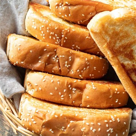 What Does Canes Put On Their Bread