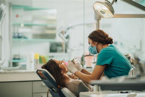 What Does Dentist Teeth Cleaning Do