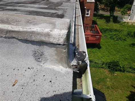 What Does Gutter Flashing Look Like
