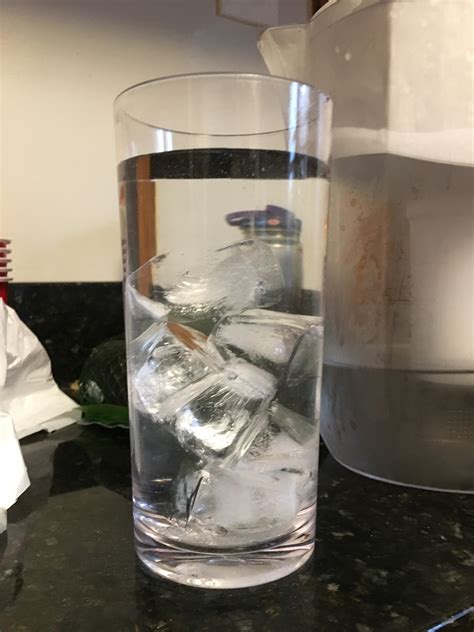 What Does It Mean If Ice Isn T Floating In A Drink