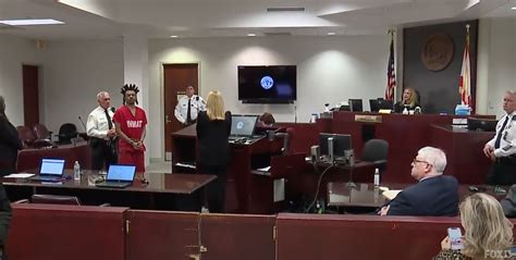 what does it mean when a judge recuses himself