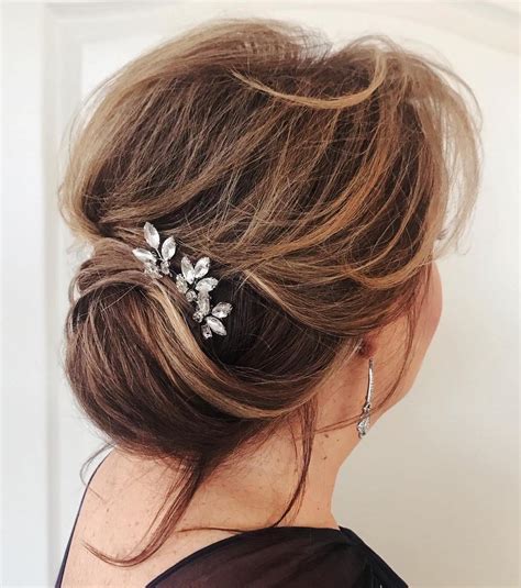  79 Gorgeous What Does Mother Of The Bride Wear In Her Hair Hairstyles Inspiration
