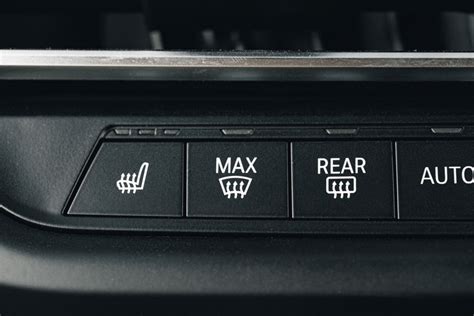 What Does The Defog Button Look Like