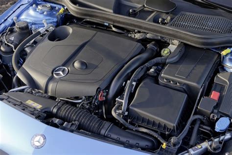what engine is in a mercedes a class 180