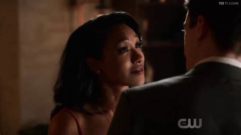 what episode does iris get barry's powers