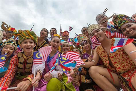 what ethnicity are malaysians