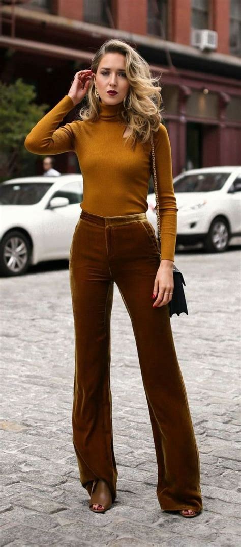 30 Great Outfits Ideas With Brown Pants for Women in 2023 Hood MWR