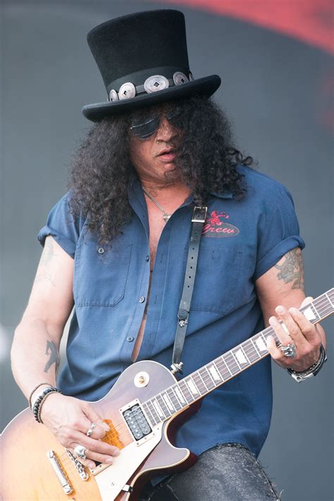 what group is slash in