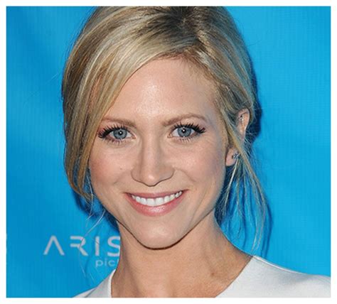what happened to brittany snow
