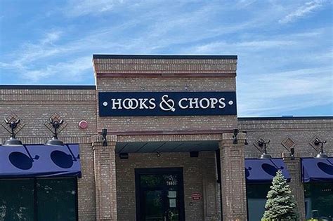 What Happened To Hooks And Chops In Commack