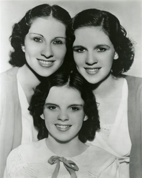 what happened to judy garland's sisters