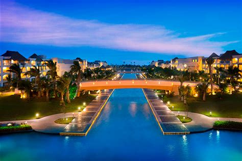 what hotels in punta cana have casinos