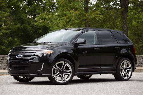 what is a 2011 ford edge worth