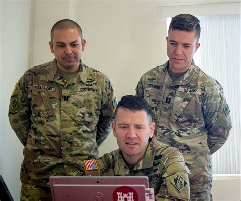 what is a battle captain in the army