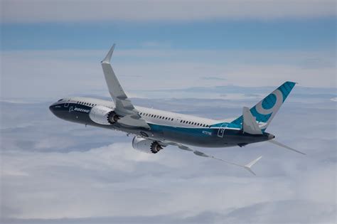 what is a boeing 737 max 9