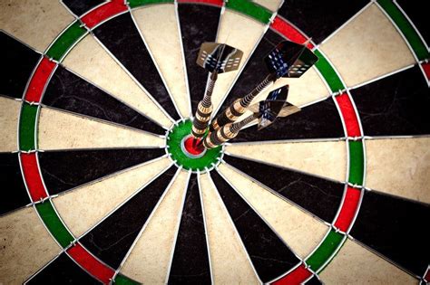 what is a bullseye in darts
