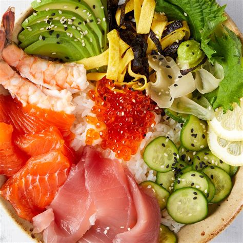 what is a chirashi bowl