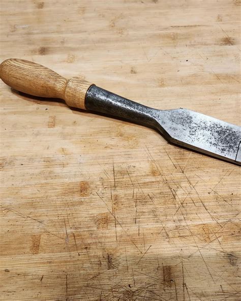 What Is A Chisel Made Of