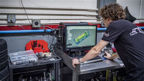 what is a cnc tool programmer