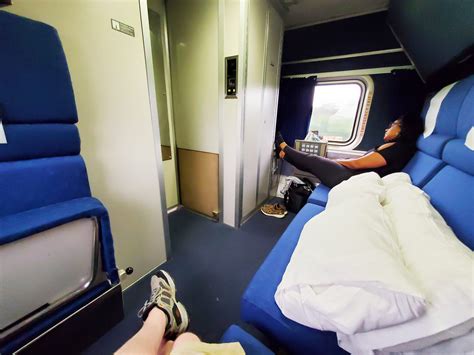 what is a family bedroom on amtrak