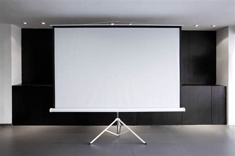 what is a projector screen