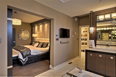 What Is A Walk Through Bedroom