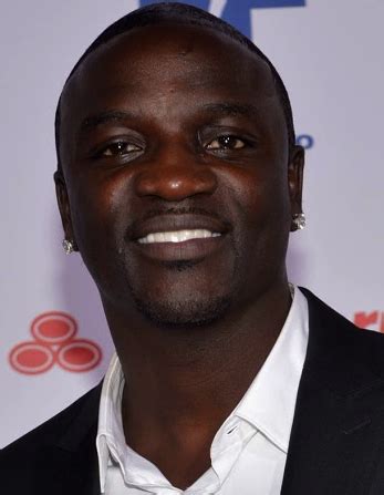 what is akon doing now