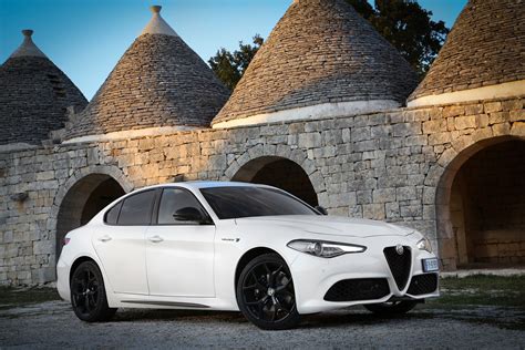 what is alfa romeo giulia convenience pack