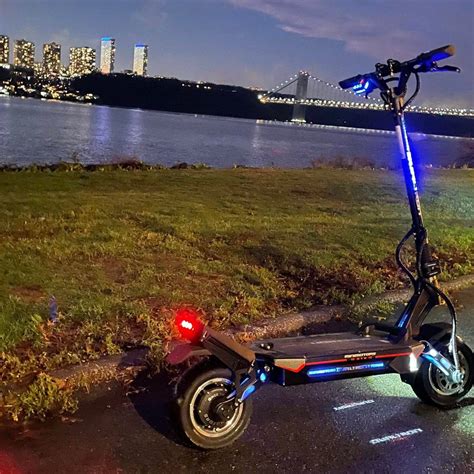 what is an electric scooter