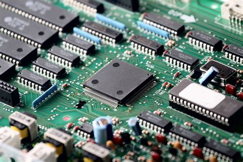 what is an integrated circuit board