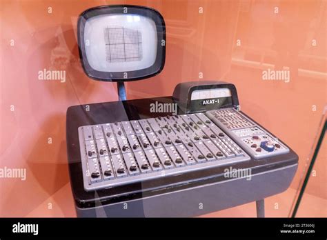 what is analog computer very short answer