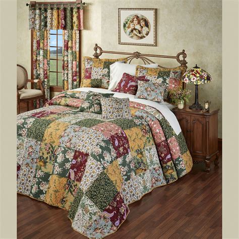 What Is Bedspread Quilted