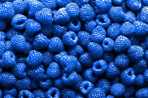 what is blue raspberry made of