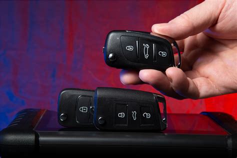 what is car key programming