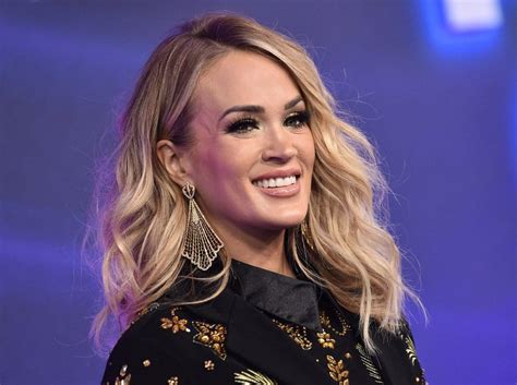 what is carrie underwood's net worth