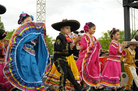 what is celebrated on cinco de mayo in mexico