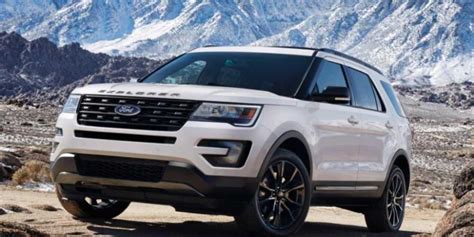 what is comparable to a ford explorer