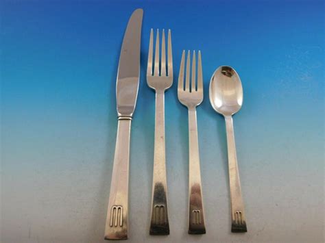 What Is Continental Size Flatware