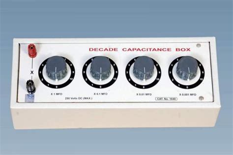 What Is Decade Capacitance Box